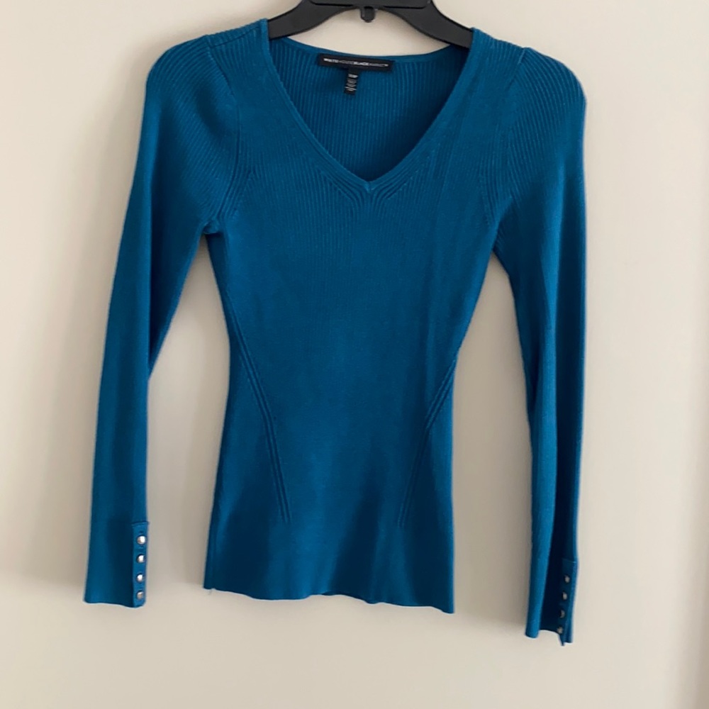 White House Black Market knit top